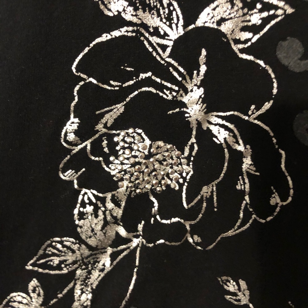 Express Racer Back Flowy Tank Small - Picture 2 of 12
